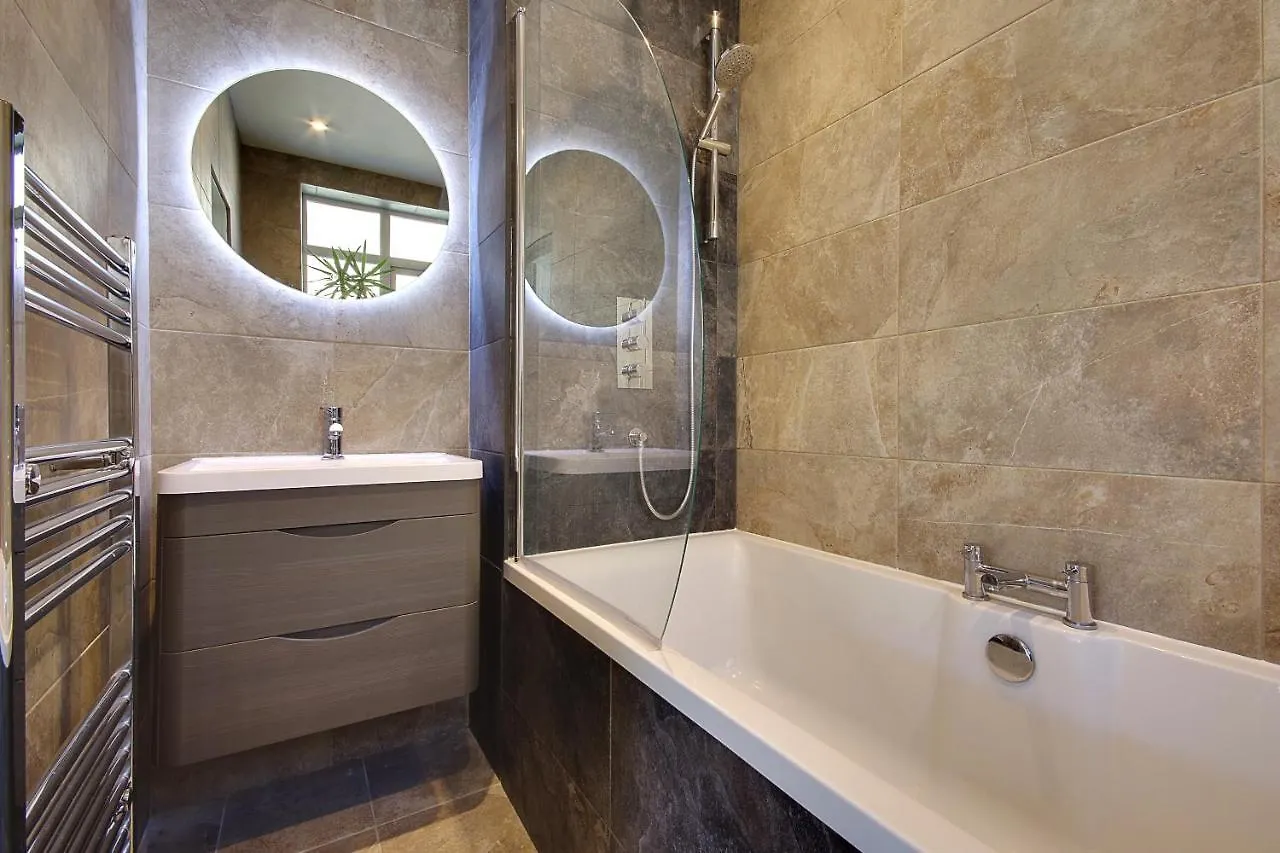 Homestay Large En-Suite By The Beach Bournemouth