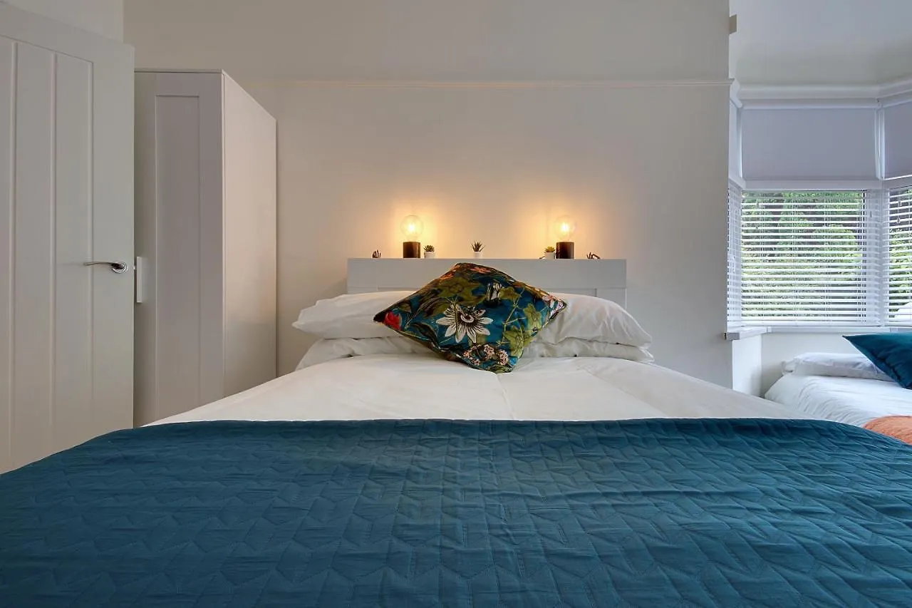 Homestay Large En-Suite By The Beach Bournemouth